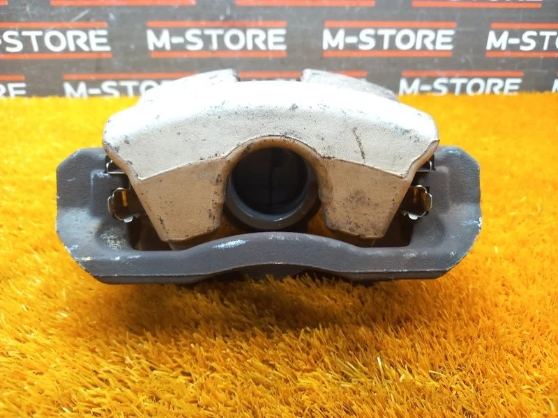 Суппорт Mercedes-Benz C-Class 2011 A2044212381 W204 271.860, передний левый