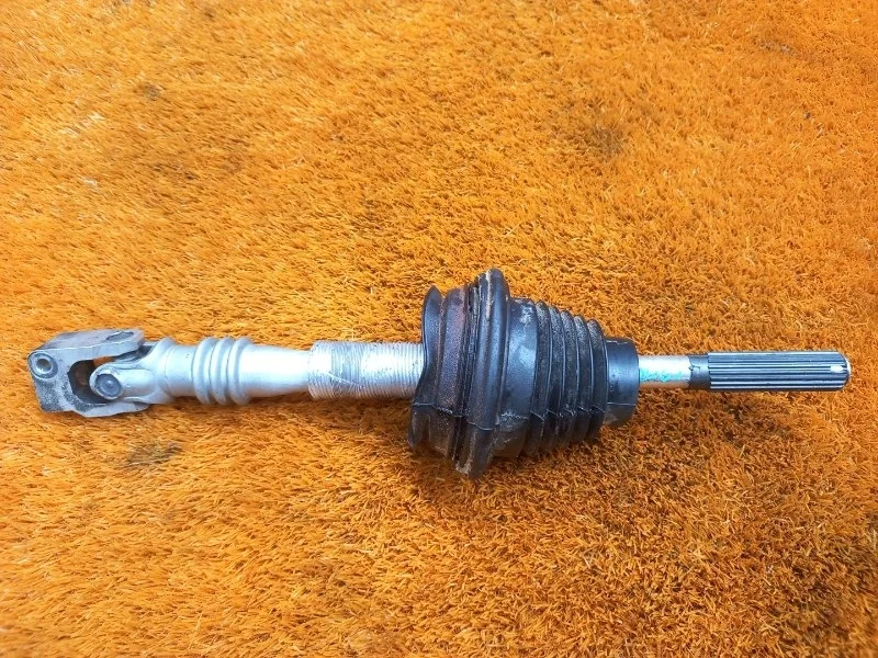 Карданчик рулевой Mercedes-Benz C-Class 2011 A2044620278 W204 271.860