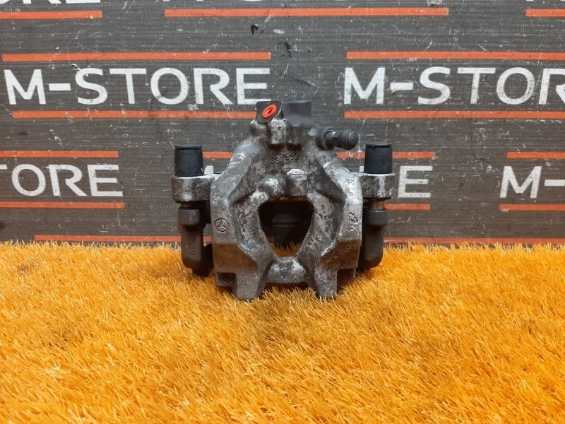 Суппорт Mercedes-Benz C-Class 2011 A2044231681 W204 271.860, задний правый