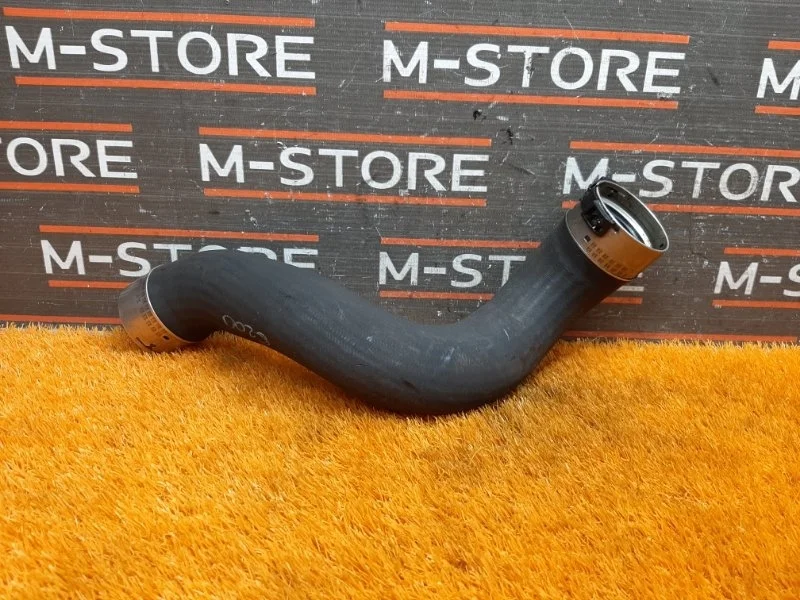 Патрубок интеркулера Mercedes-Benz C-Class 2011 A2045282582 W204 271.860, левый