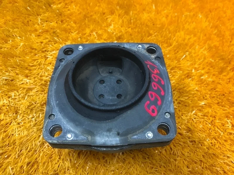 Подушка кпп Mercedes-Benz M-Class 2007 A2512401718 W164 272.967