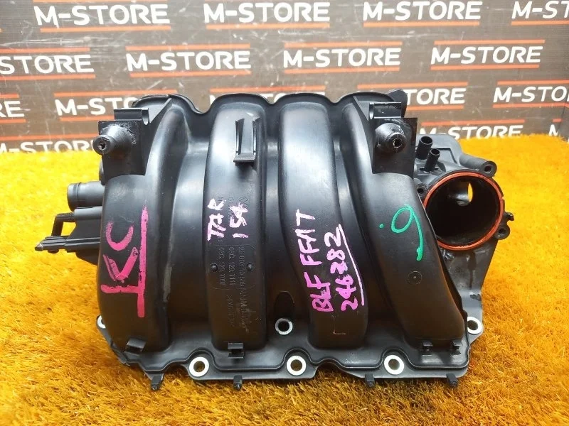 Коллектор впускной Volkswagen Golf Plus 2004-2009 03C129711F 5M BLF