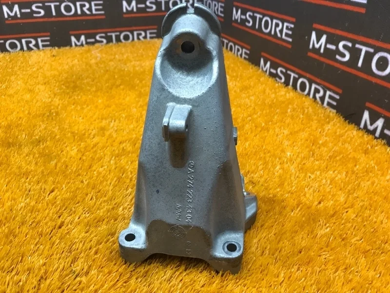 Кронштейн подушки двигателя Mercedes-Benz C-Class A2742234304 W205 274.920, левый