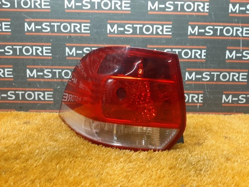 Фонарь задний Volkswagen Golf 2008 1K9945095A 1K BLG, левый