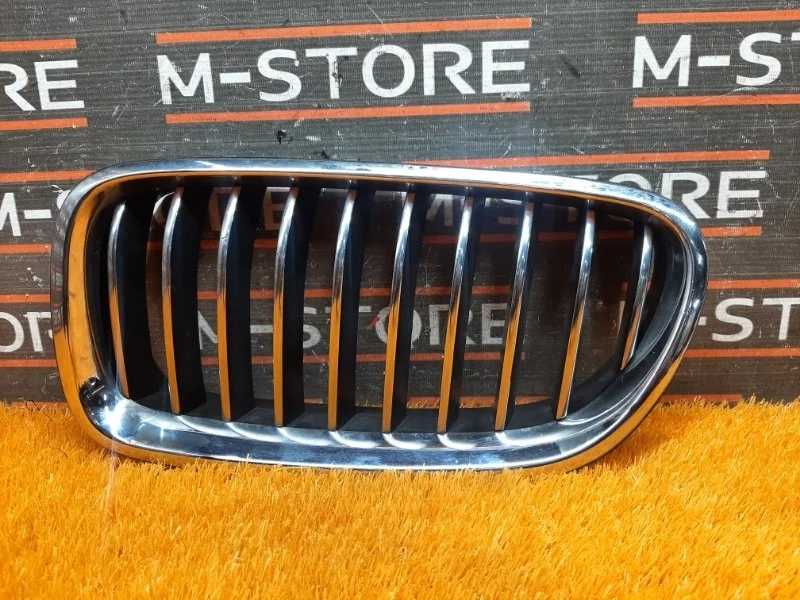 Решетка радиатора Bmw 5-Series 2013-2017 51137336477 F10, передняя левая