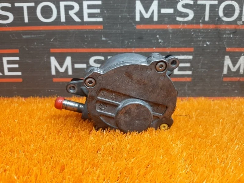 Насос вакуумный Mercedes-Benz R-Class A6422300165 W251 642.950