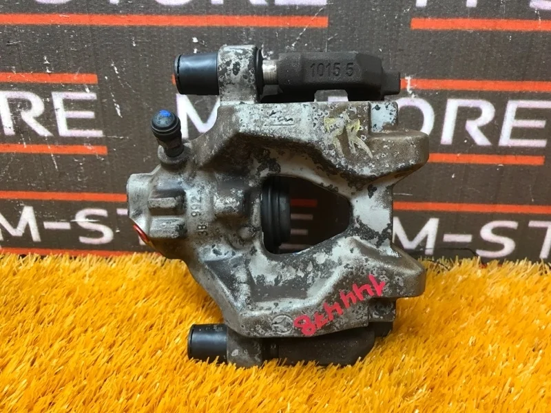 Суппорт Mercedes-Benz C-Class 2012 A2044231681 C204 271.820, задний правый