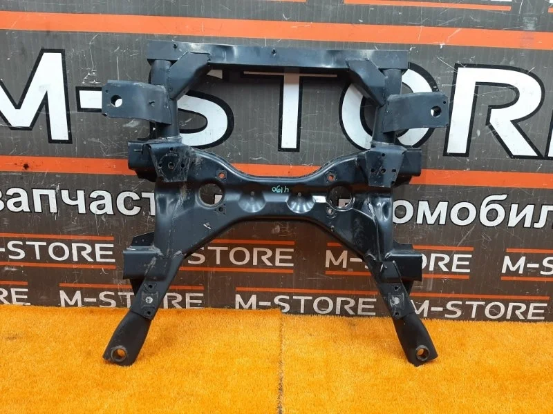 Балка поперечная (подрамник) Mercedes-Benz V-Class 2009 A6393301806 W639 272.978, передняя