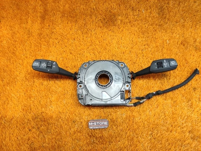 Блок подрулевых переключателей Bmw 1-Series 2008 9123030 E87 N45B16A