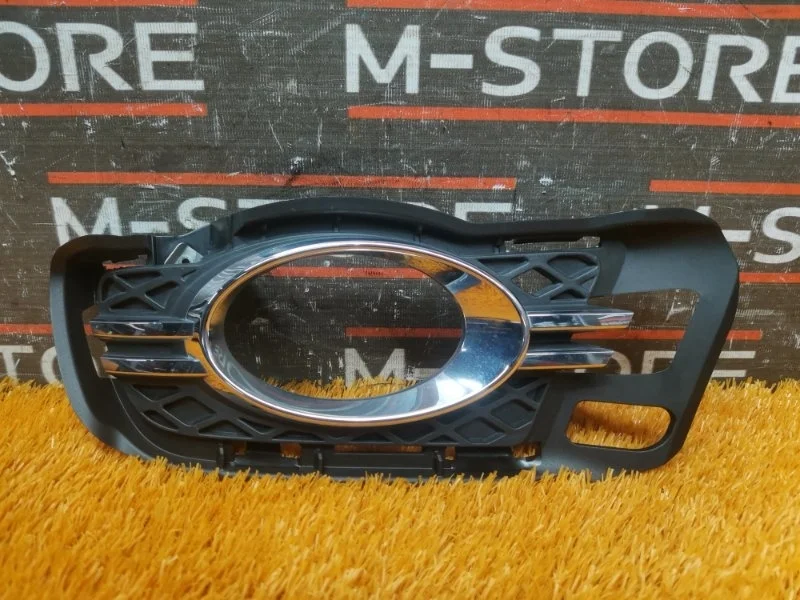 Оправа туманки Mercedes-Benz C-Class 2007 A2048852423 W204 271.950, передняя левая