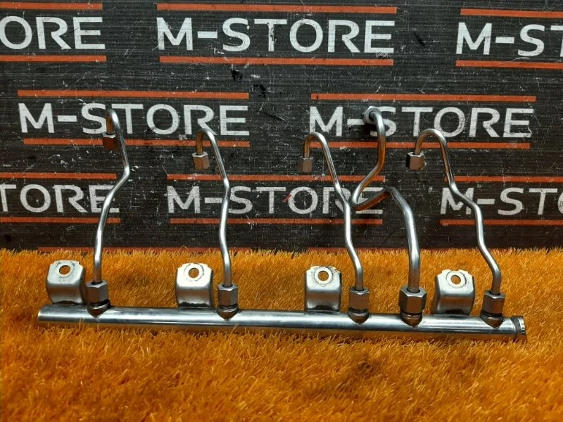 Топливная рампа Bmw 7-Series 2009 13537547599 F01 N63B44A, правая