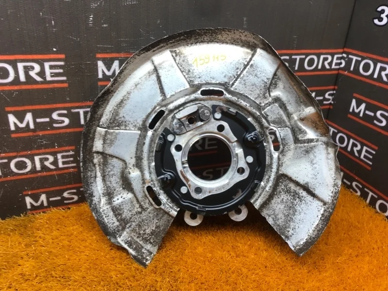 Кулак поворотный Bmw 7-Series 2009 33326796498 F01 N63B44A, задний правый