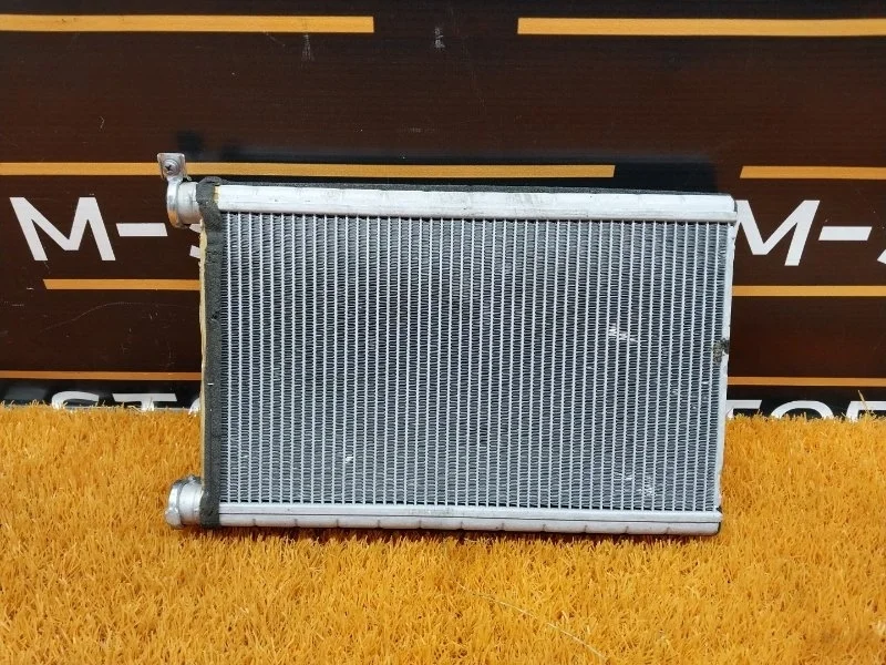 Радиатор печки Bmw 3-Series 2005 64119123506 E90 N46B20B