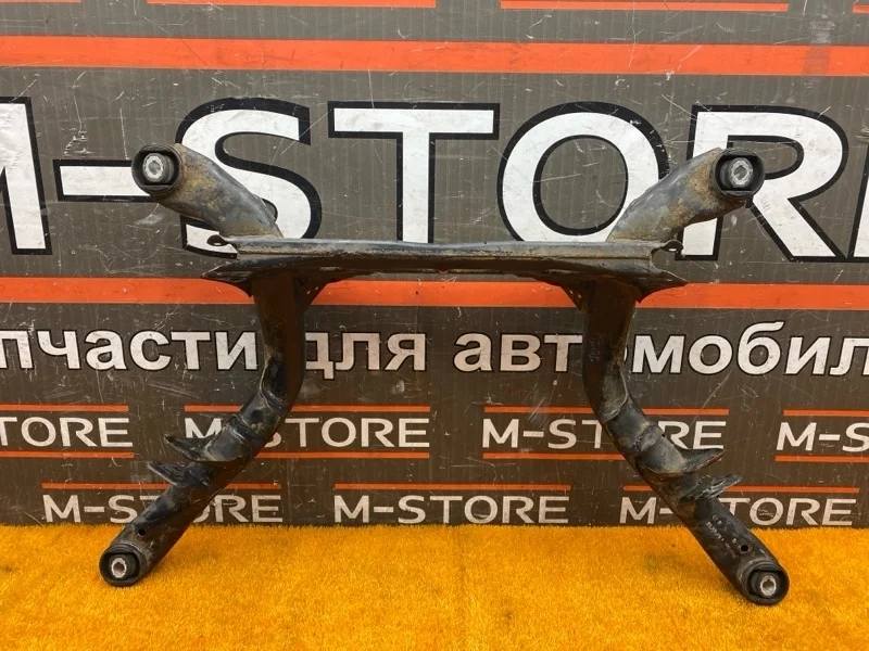 Балка поперечная (подрамник) Audi A4 2008 8K0505235S B8/8K CABB, задняя