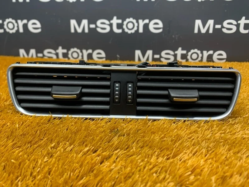 Дефлектор воздушный Audi A5 2009 8T1820951C 8T CDNC, передний