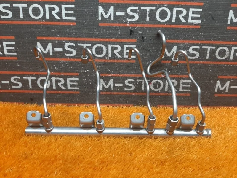 Топливная рампа Bmw 7-Series 2009 13537547599 F01 N63B44A, правая