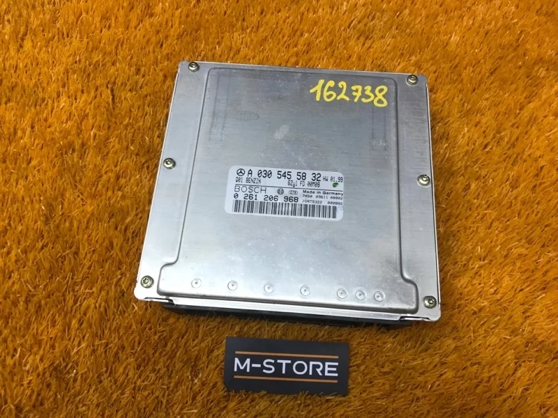 Блок управления двс Mercedes-Benz Clk-Class 2000 A0305455832 W208 112.940