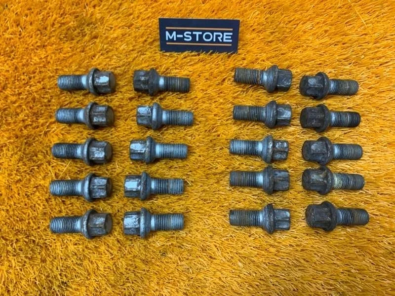 Болт колесный Mercedes-Benz C-Class 2008 A0009904907 W204 271.950