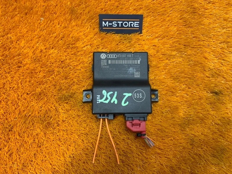 Блок управления интерфейсом Audi Q5 2010 8T0907468T 8R CALB