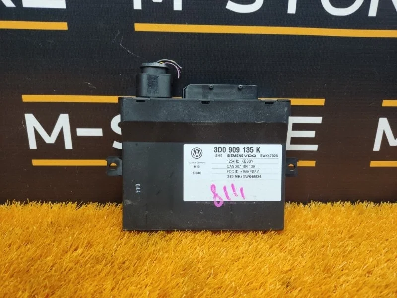 Блок управления центральным замком Volkswagen Touareg 2004 3D0909135K 7L AXQ