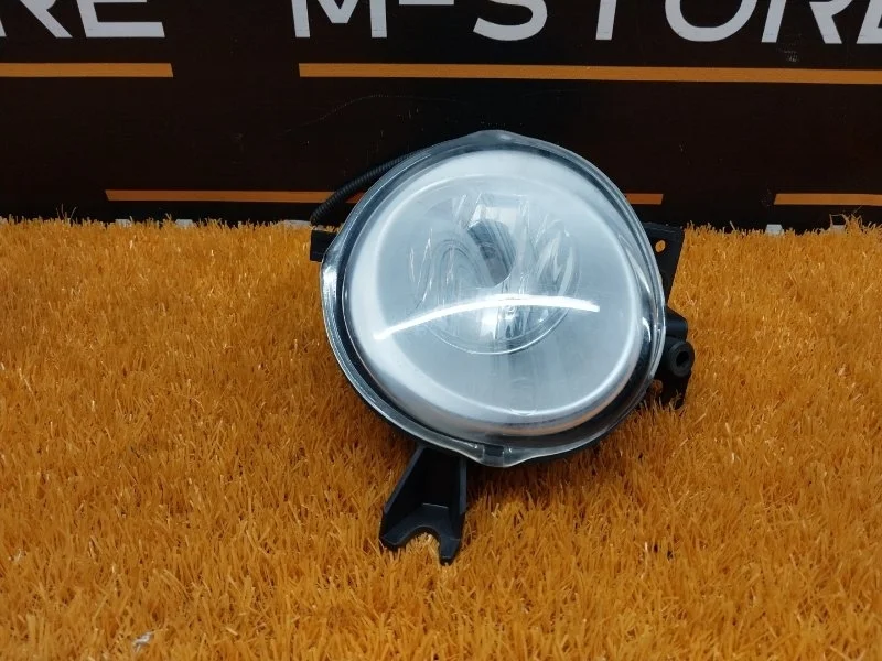 Фара противотуманная Volkswagen Touareg 2004 7L6941699B 7L AXQ, левая