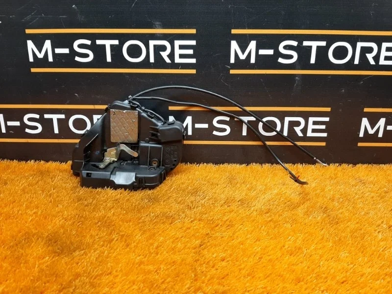 Замок двери Mercedes-Benz E-Class 2004 A2117300635 W211 112.949, задний правый