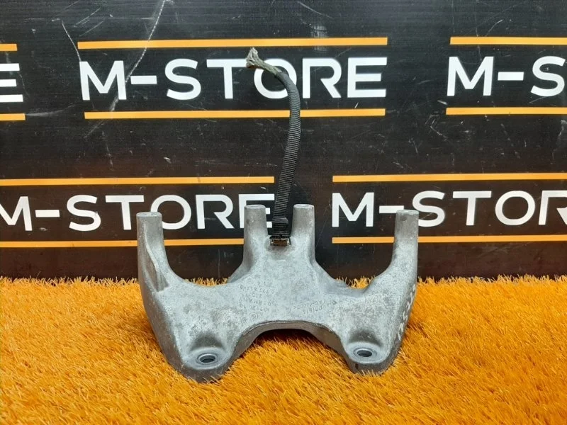 Кронштейн КПП Bmw 5-Series 2011 22326777611 F11 N52B25A