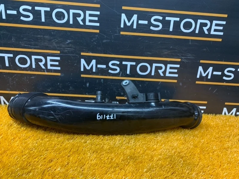 Патрубок воздушного фильтра Bmw X6 2011 13717583714 E71 N55B30A