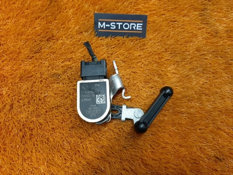 Датчик высоты дорожного просвета Bmw 5-Series 2011 37146784072 F10 N52B25A, передний левый