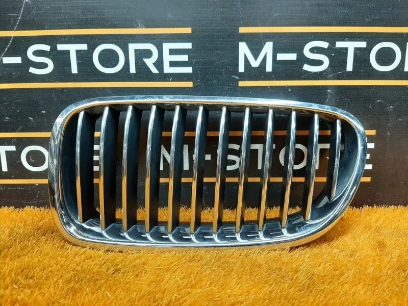 Решетка радиатора Bmw 5-Series 2011 51137200727 F11 N52B25A, левая