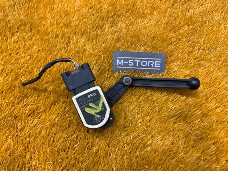 Датчик высоты дорожного просвета Bmw X3 2011 37146788569 F25 N52B30A, задний левый