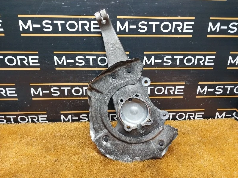 Кулак поворотный Bmw 5-Series 2011 31216775769 F10 N52B25A, передний левый