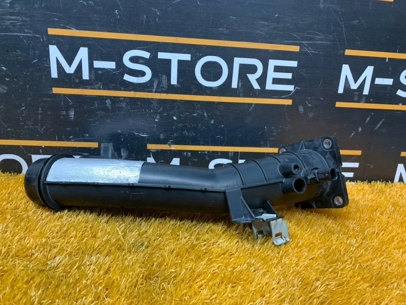 Патрубок интеркулера Mercedes-Benz Cla-Class 2015 A2700900844 X117 270.910