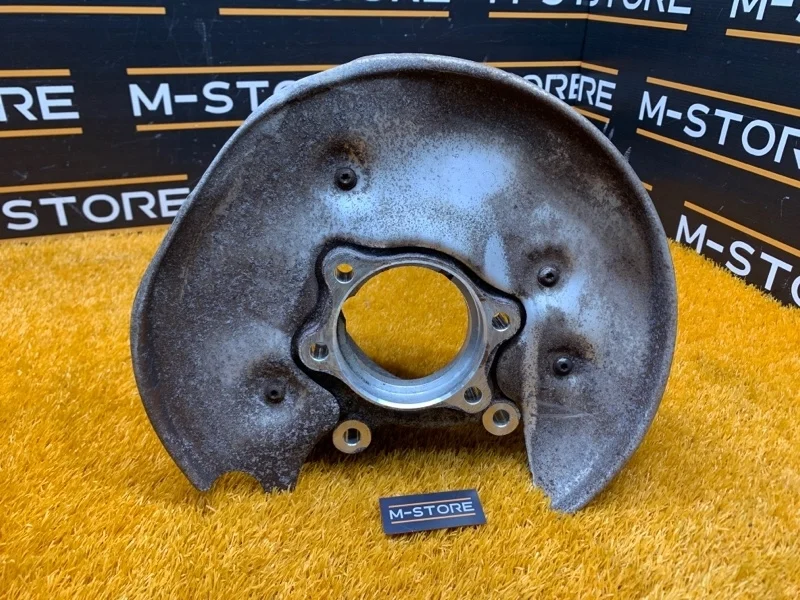 Кулак поворотный Audi Q5 2009 8R0505432F 8R CDNC, задний правый