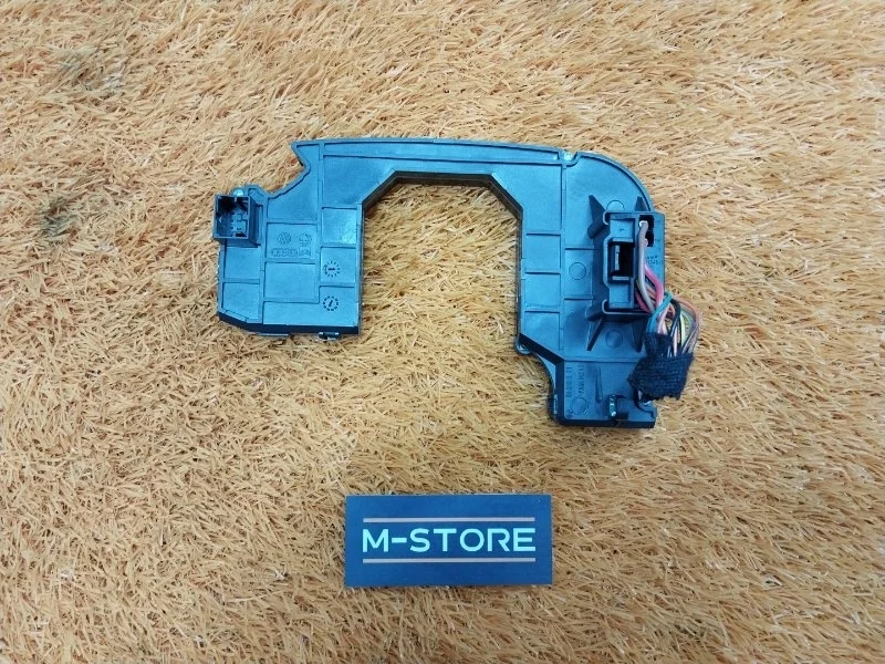 Блок управления подрулевыми переключателями Audi A4 2007 8E0953549S B7/8E BWE