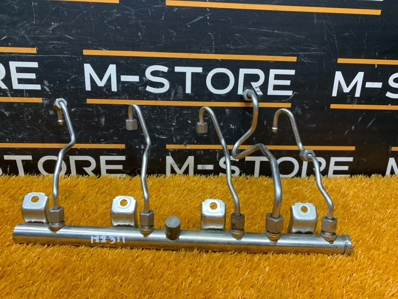 Топливная рампа Bmw 7-Series 2011 13537547599 F01 N63B44A, правая