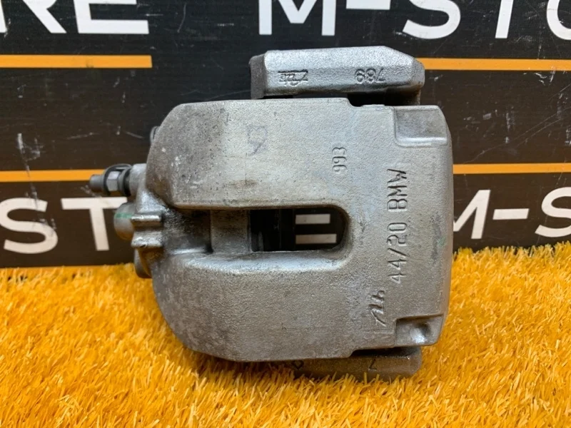 Суппорт Bmw X6 2011 34216776788 E71 N55B30A, задний правый