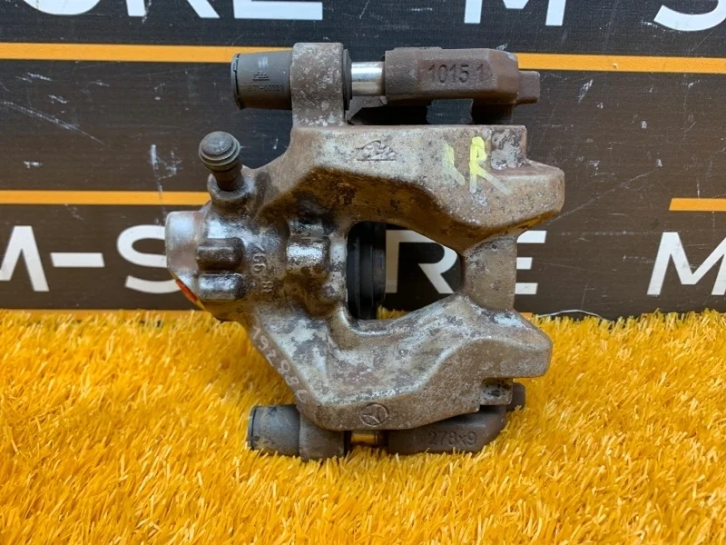 Суппорт Mercedes-Benz C-Class 2012 A2044231681 W204 271.820, задний правый