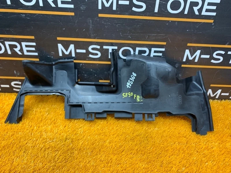 Воздуховод радиатора Audi Q3 2013 8U0121283C 8U CPSA, левый