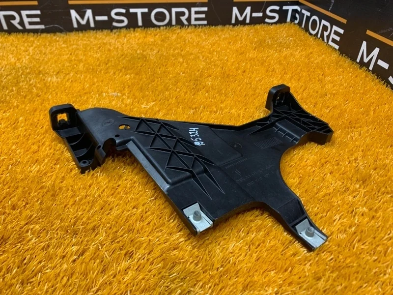 Кронштейн фары Audi A4 2013 8T0941453D B8 CDNC, левый