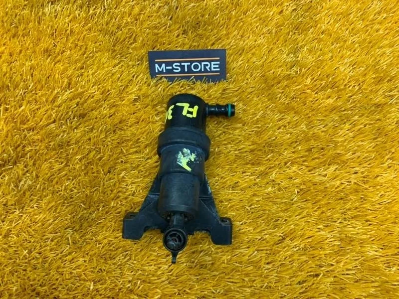 Форсунка омывателя фары Bmw 7-Series 2008 61677137401 E65 N62B40A, левая