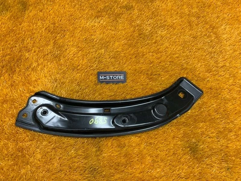 Кронштейн фары Audi Q3 2013 8U0805931 8U CPSA, левый