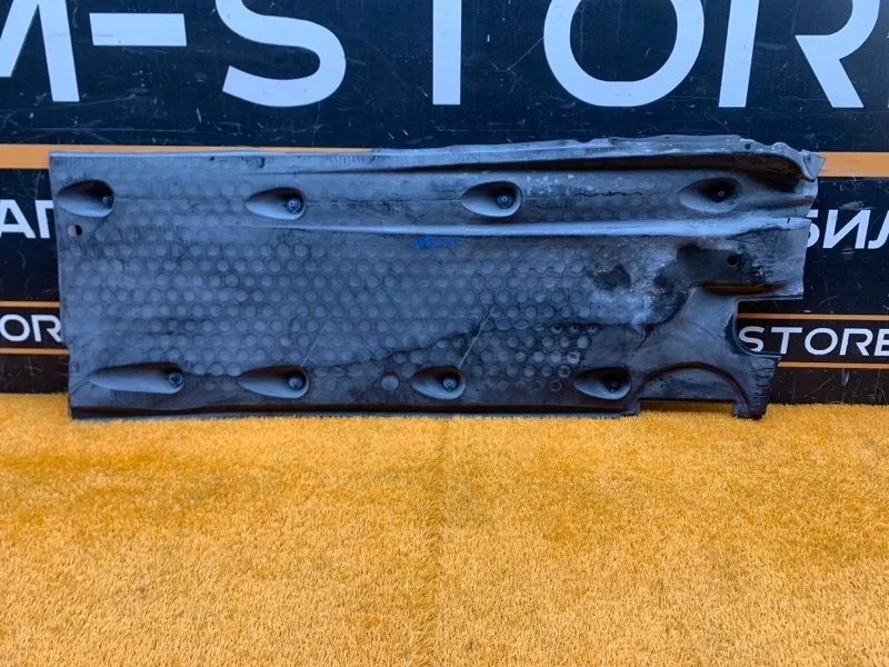 Защита днища кузова Volkswagen Tiguan 2012 5N0825201B 5N CCZD, левая