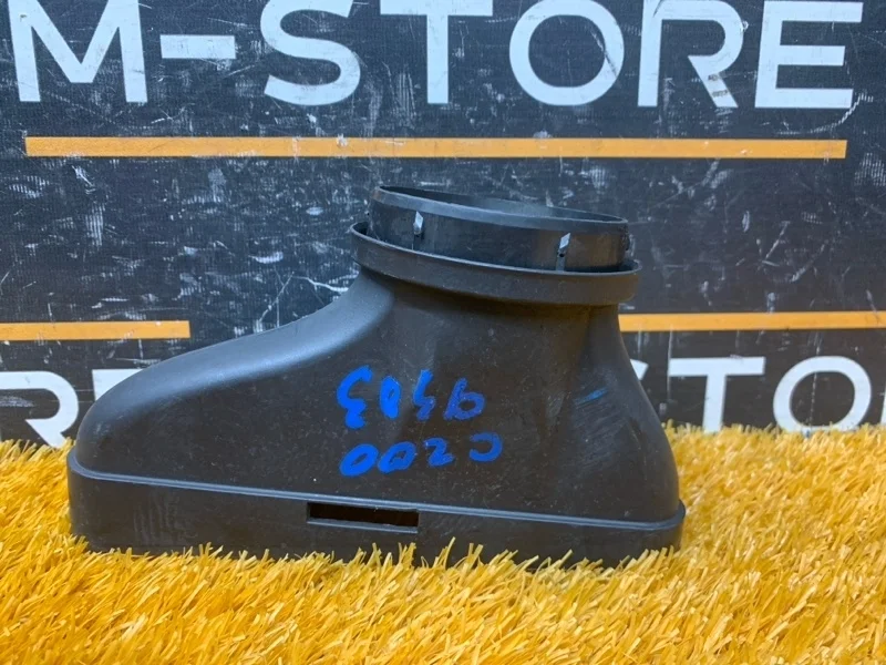 Патрубок воздушного фильтра Mercedes-Benz C-Class 2010 A2710900682 W204 271.860