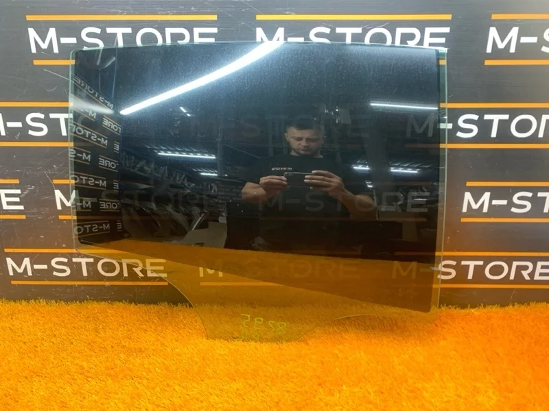 Стекло боковое Bmw X6 2008 51357179604 E71 N54B30A, заднее правое