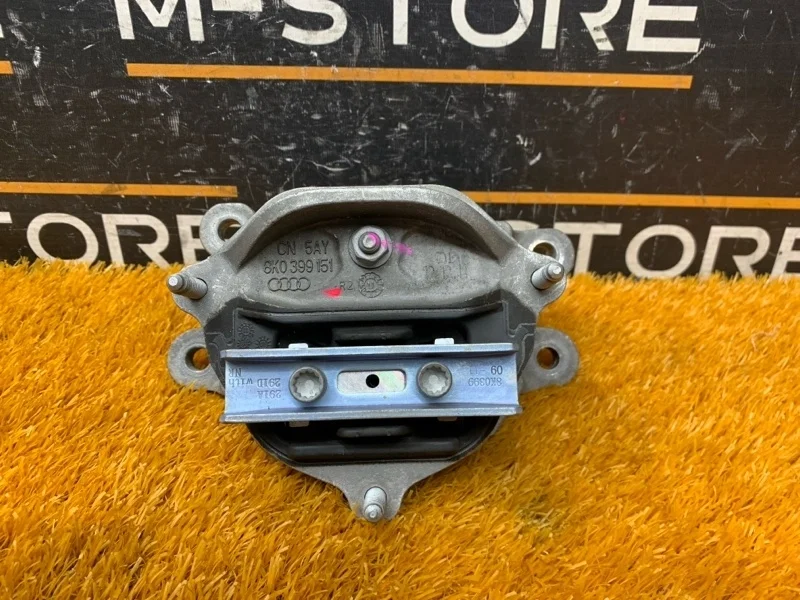 Подушка кпп Audi A5 2012 8K0399151 8T CDNC