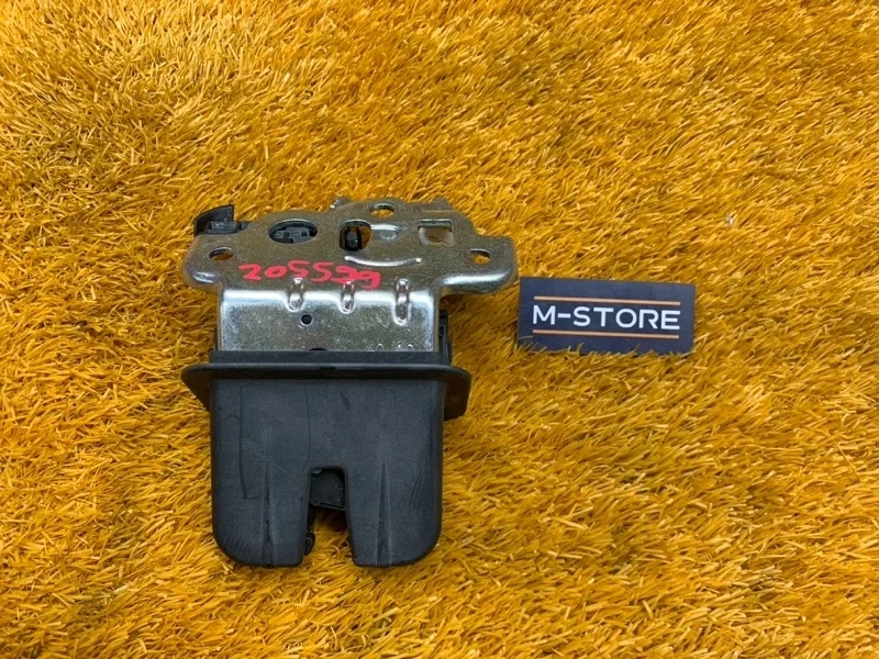 Замок багажника Audi A8 2010 4H0827505 4H/D4 CDRA