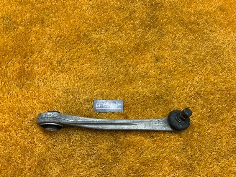 Рычаг подвески верхний Audi A8 2010 4H0407506E 4H/D4 CDRA, передний правый