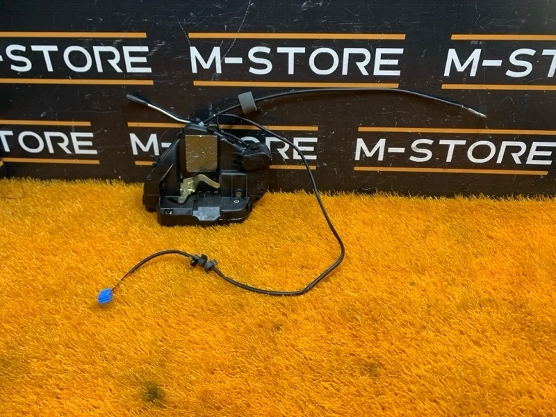 Замок двери Mercedes-Benz E-Class 2005 A2117300635 W211 272.964, задний правый