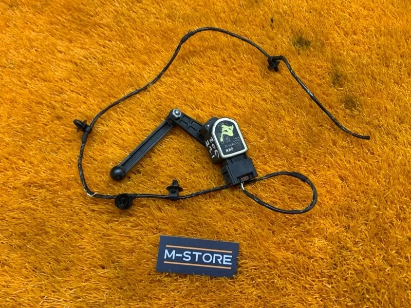 Датчик высоты дорожного просвета Bmw X3 2011 37146788569 F25 N52B30A, задний левый